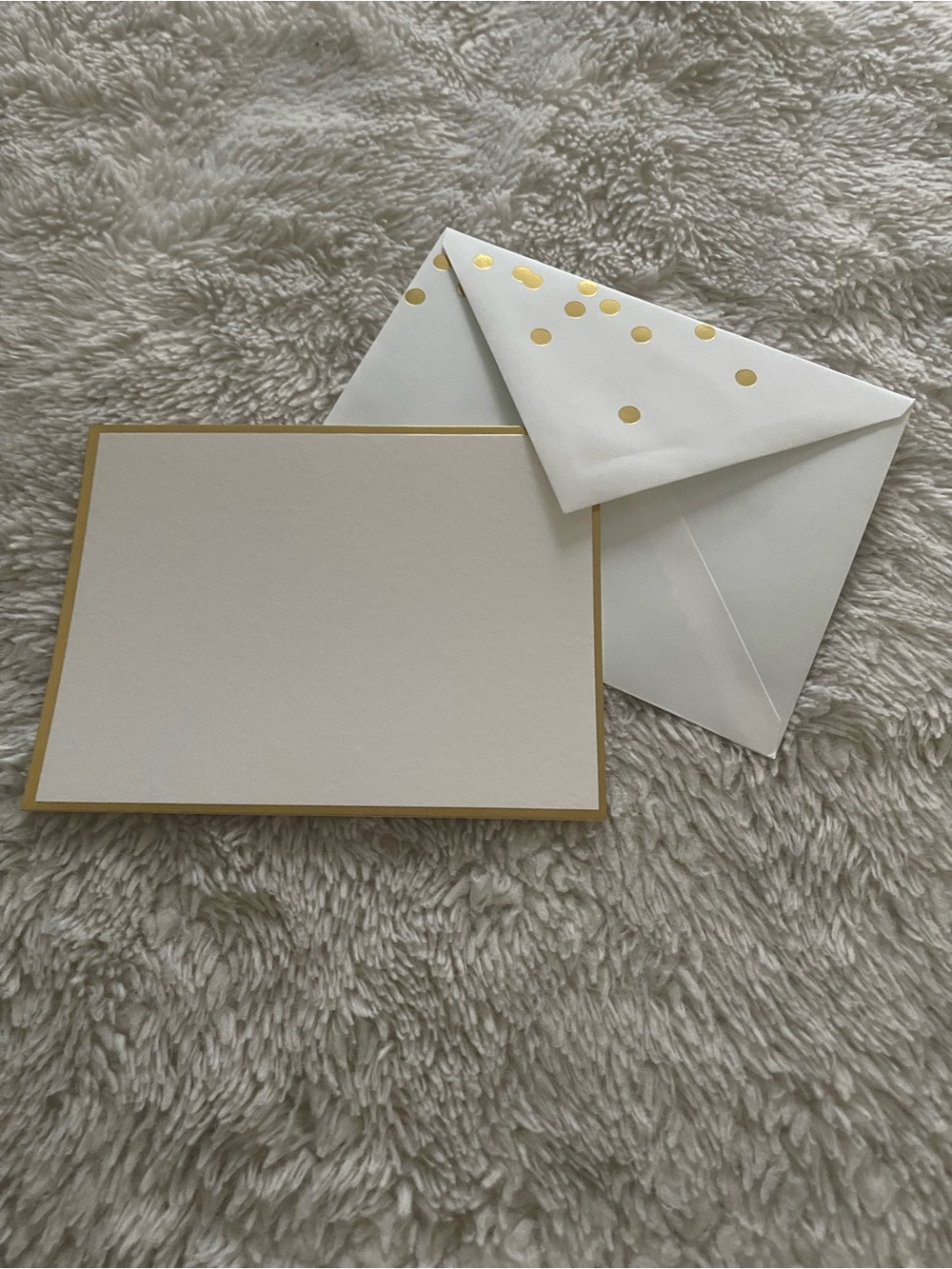 kate spade Gold-Trim Blank Note Cards with Gold Dot Envelopes